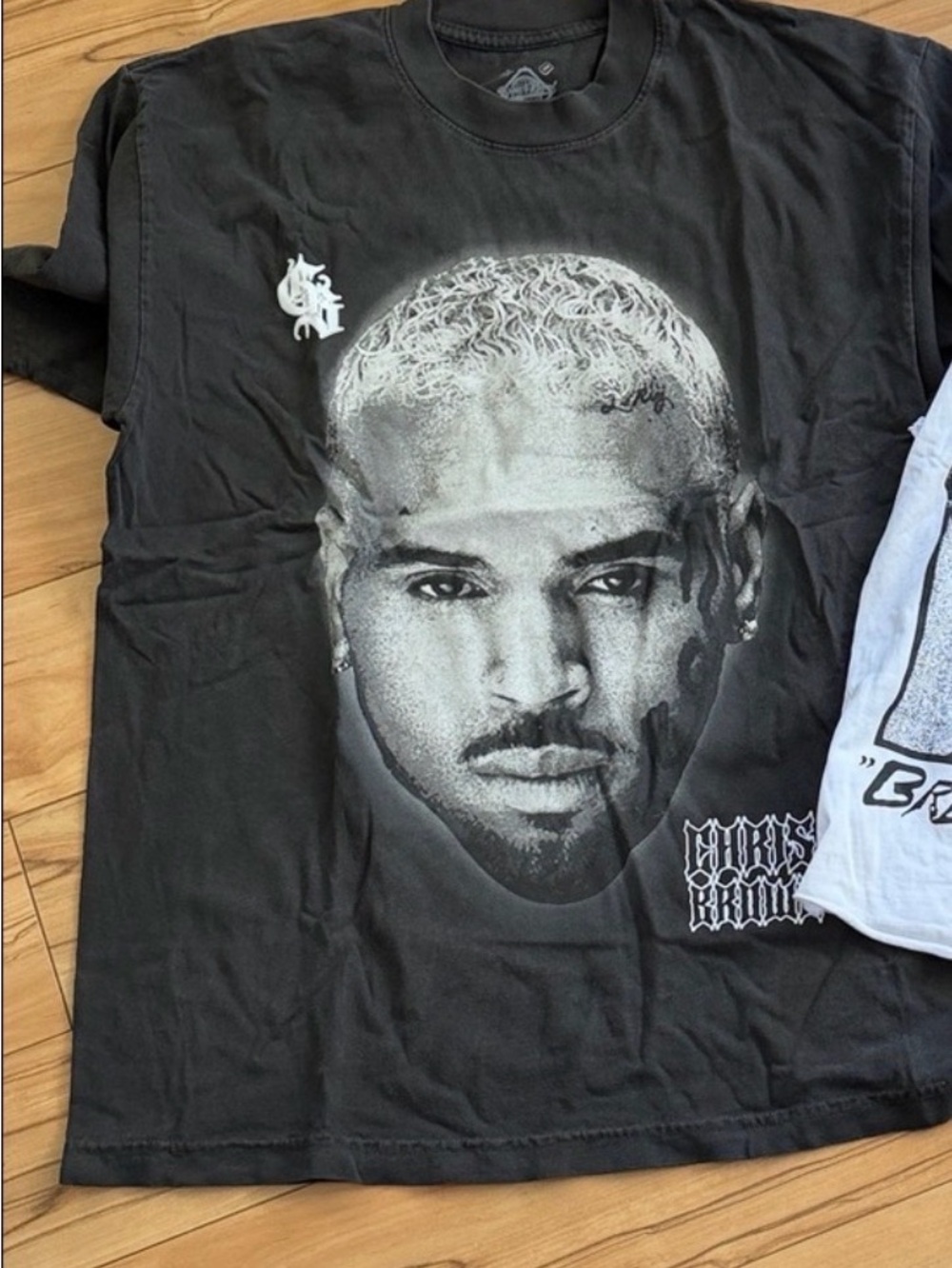 CB Tour Tee Graphic Crewneck T-Shirt